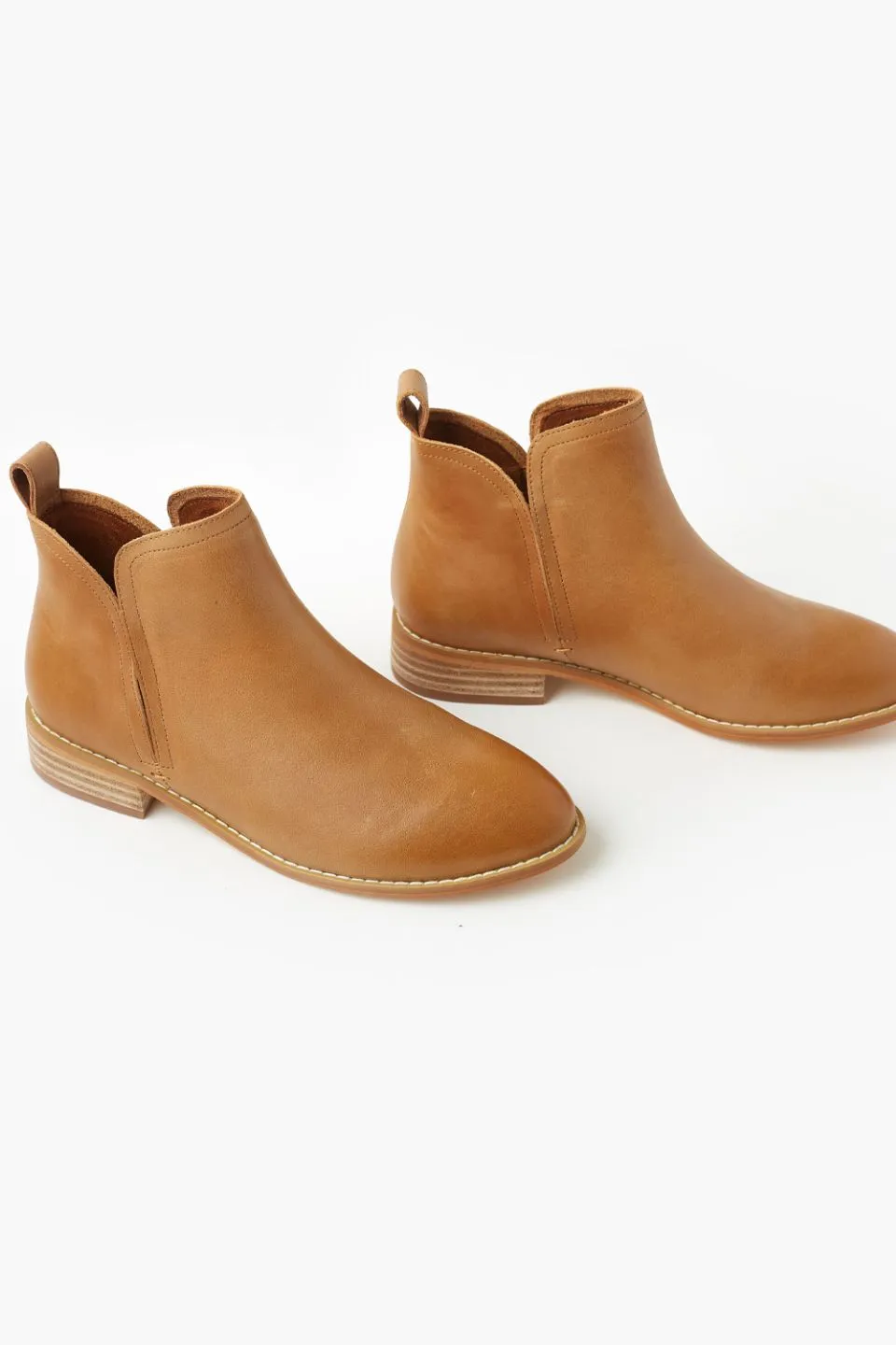 Douglas Tan Leather Ankle Boot