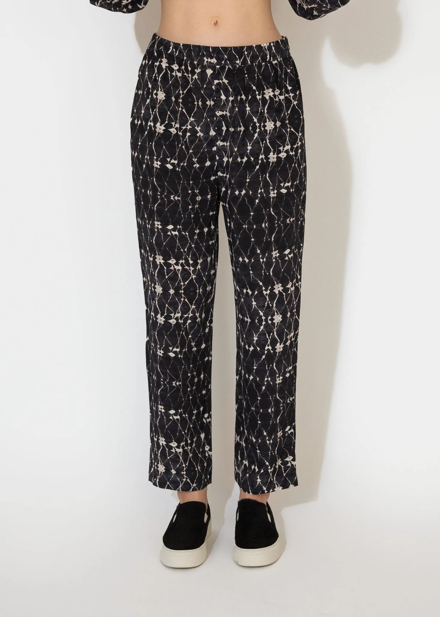 Fez Pant in Charcoal