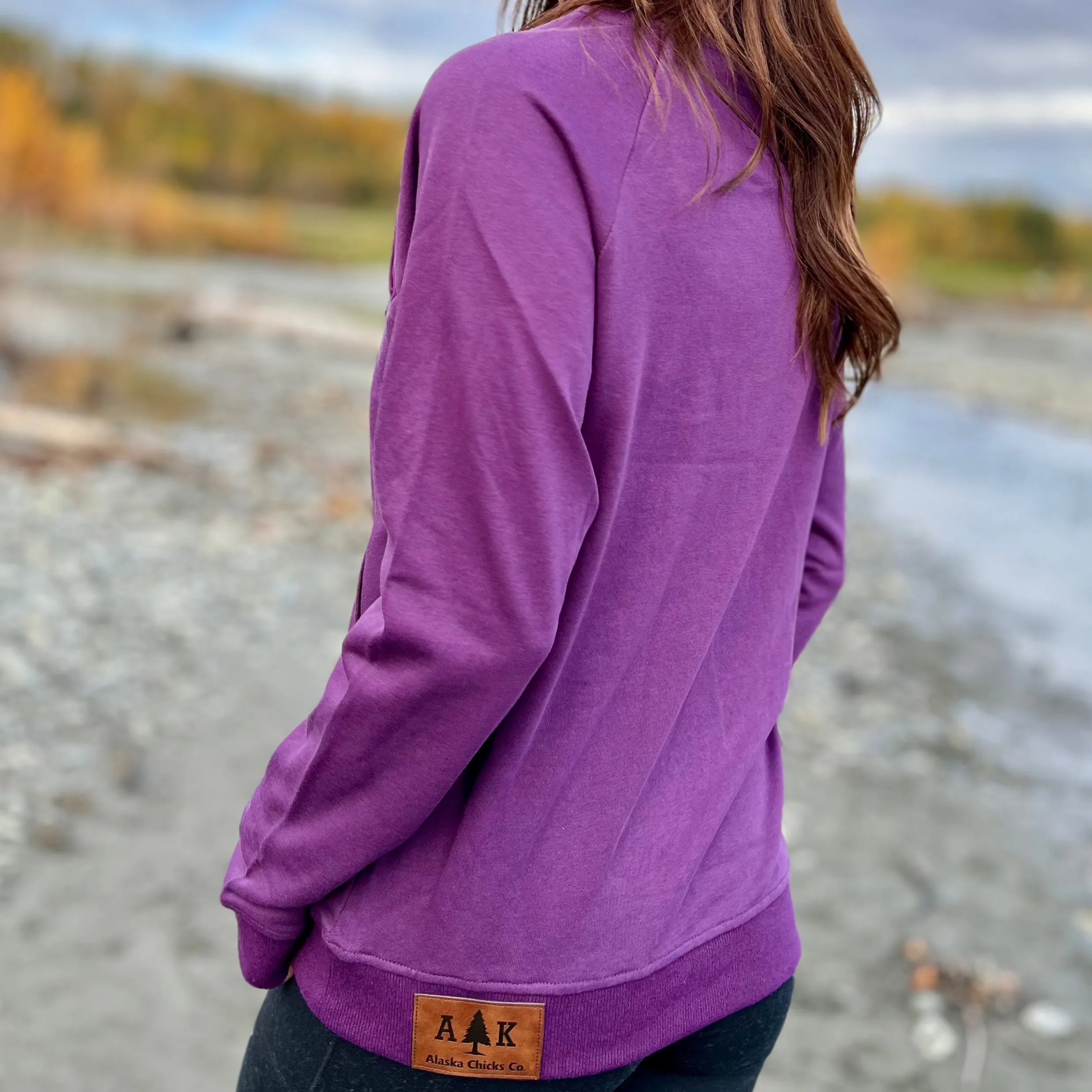 Lightweight Side Button Pullover