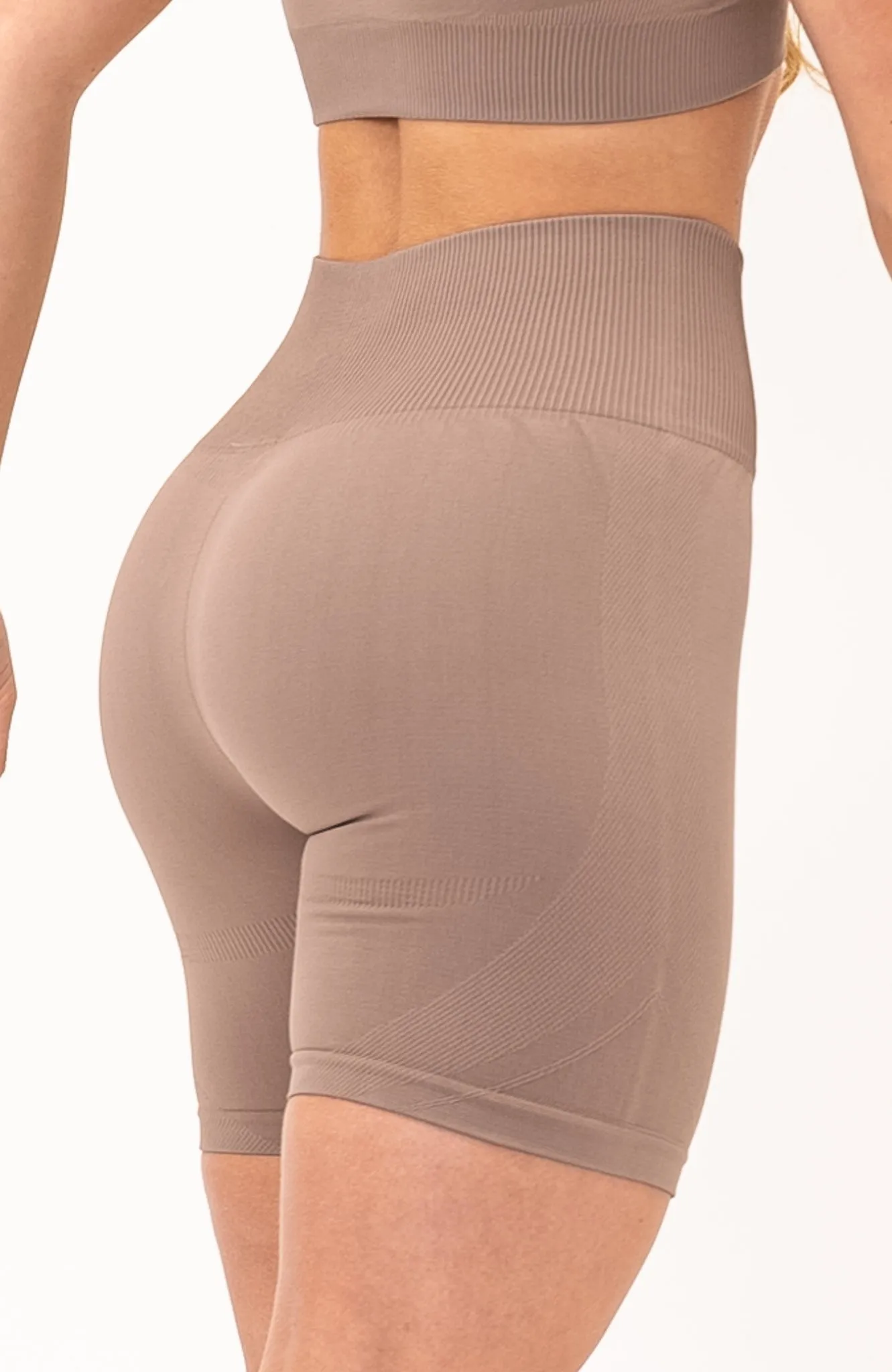 Unlimited Seamless Shorts - Fawn